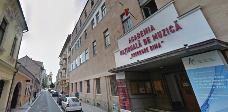 Maga a kormányfő ígér új székhelyet a kolozsvári zeneakadémiának