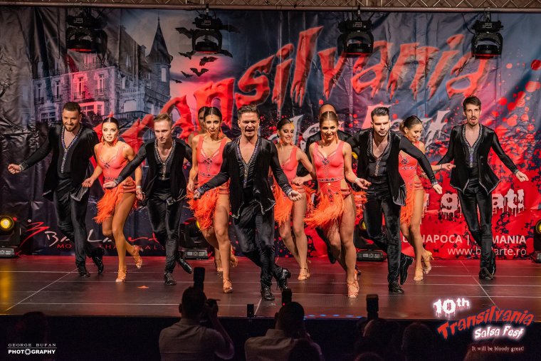 „A tánc burkot képez körülöttem, önmagam lehetek” – A szatmári Illyés Beny a táncolás öröméről, közösségteremtő erejéről