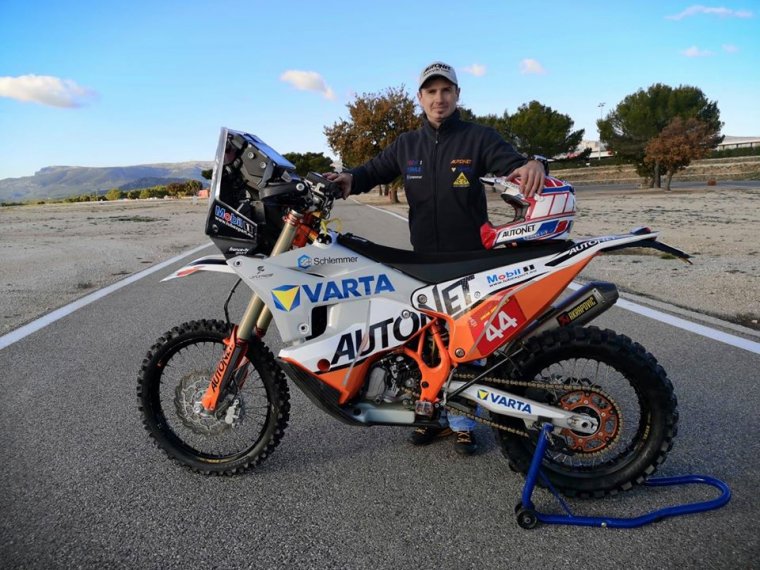 Bizonytalan Gyenes Mani indulása a 2021-es Dakar-ralin