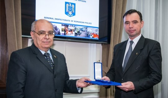 Bogdan Despescu (jobbra) határozottan cáfolja a plágiumvádat (archív felvétel) •  Fotó: Politiaromana.ro