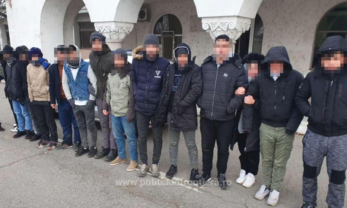 Az irakiak Magyarországon keresztül Nyugat-Európába akartak eljutni &bullet;  Fotó: Román Határőrség