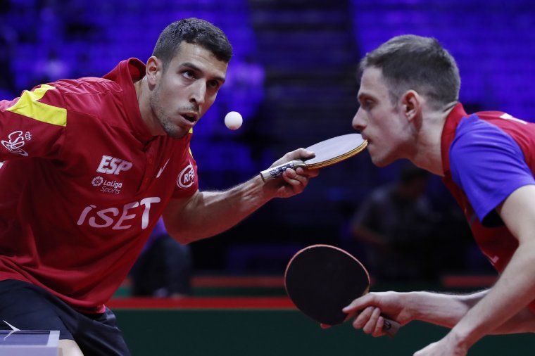 Asztalitenisz-vb: ezüstérmet szerzett férfi párosban a román-spanyol kettős