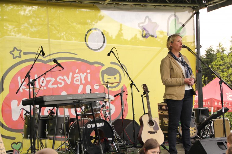 Hegedüs Csilla: ne hagyjuk, hogy május 26-án a nacionalista román pártok döntsenek helyettünk!