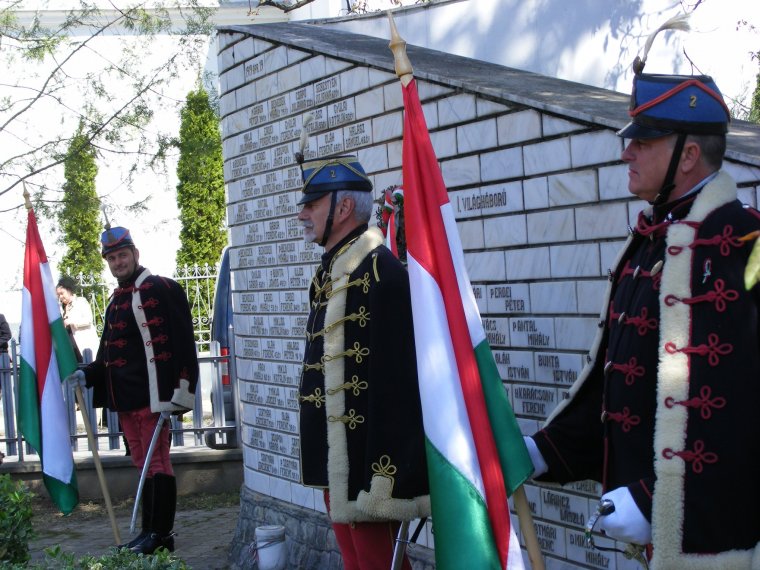 Az 1919-es román vérengzésre emlékeztek Köröstárkányon a tragédia centenáriumán