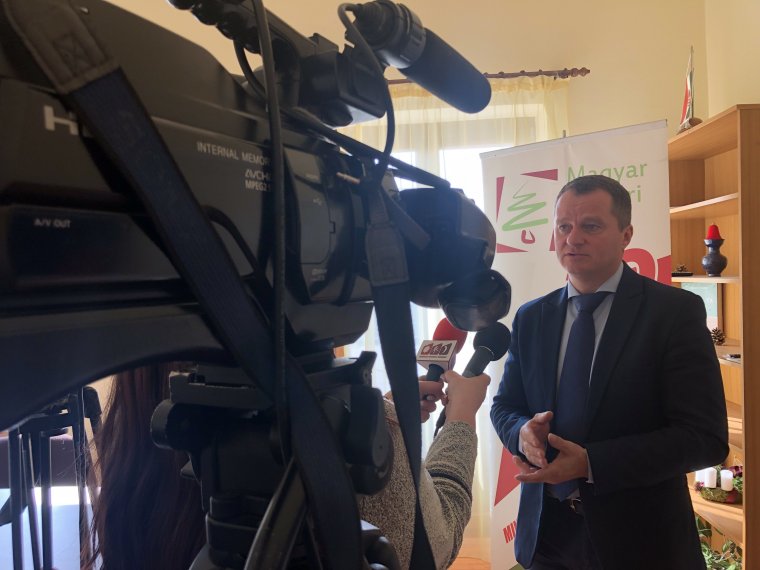 EP-választás: FUEN-elnökként készül megállapodást aláírni az MPP-vel Vincze Loránt