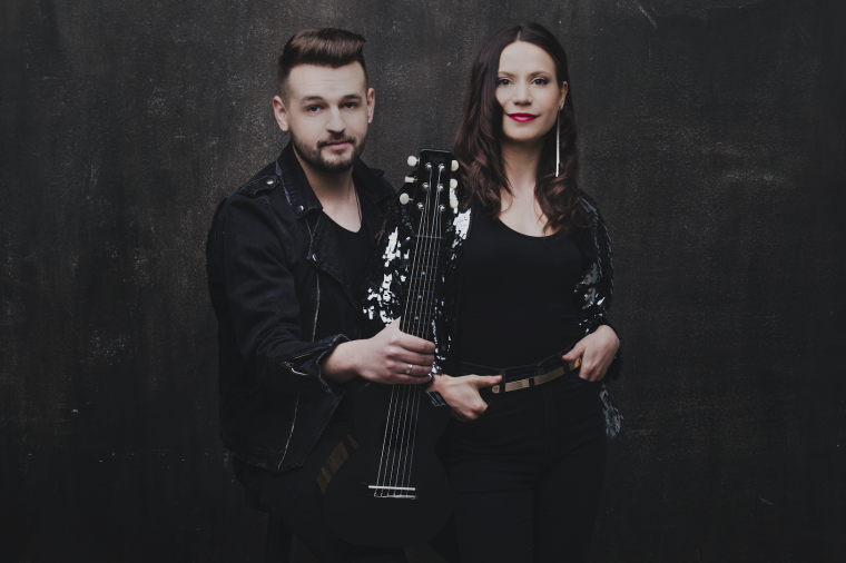 Az Euróvízióig „szállhat” Antal Timiék dala – az erdélyi előadó fontosnak tartja az anyanyelven való éneklést a műsoron kívül is