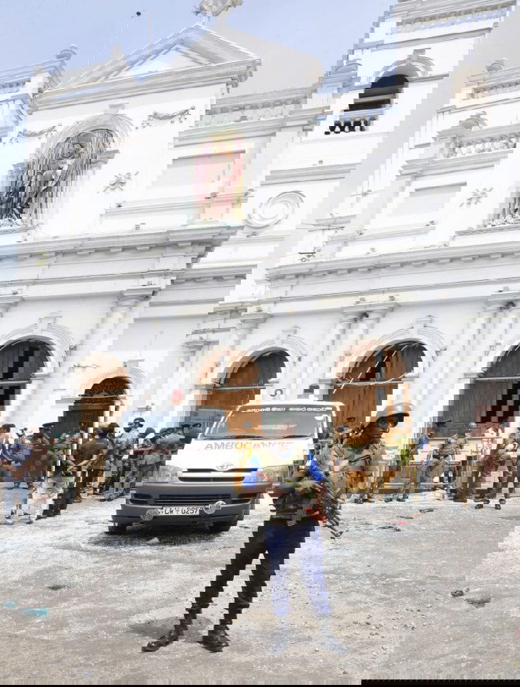 Robbantásos merényletsorozat Srí Lankán: közel kétszáz halálos áldozatot követelt a keresztények ellen elkövetett terrorakció