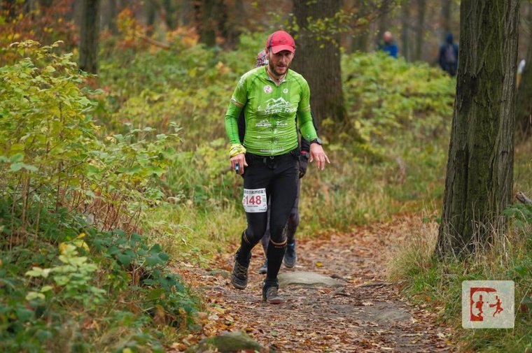 Nyolcvan kilométeres futás és tekerés az ajtoni püspöki vizitáció tiszteletére