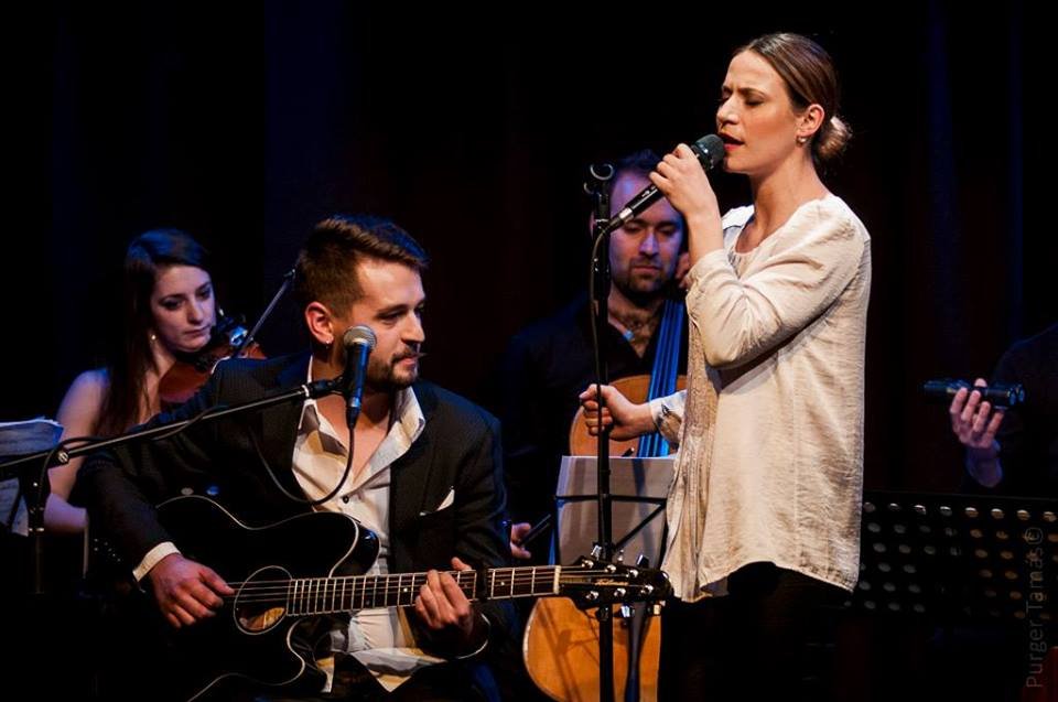 Fontosnak tartják az anyanyelven való éneklést •  Fotó: Facebook/Demko Gergő