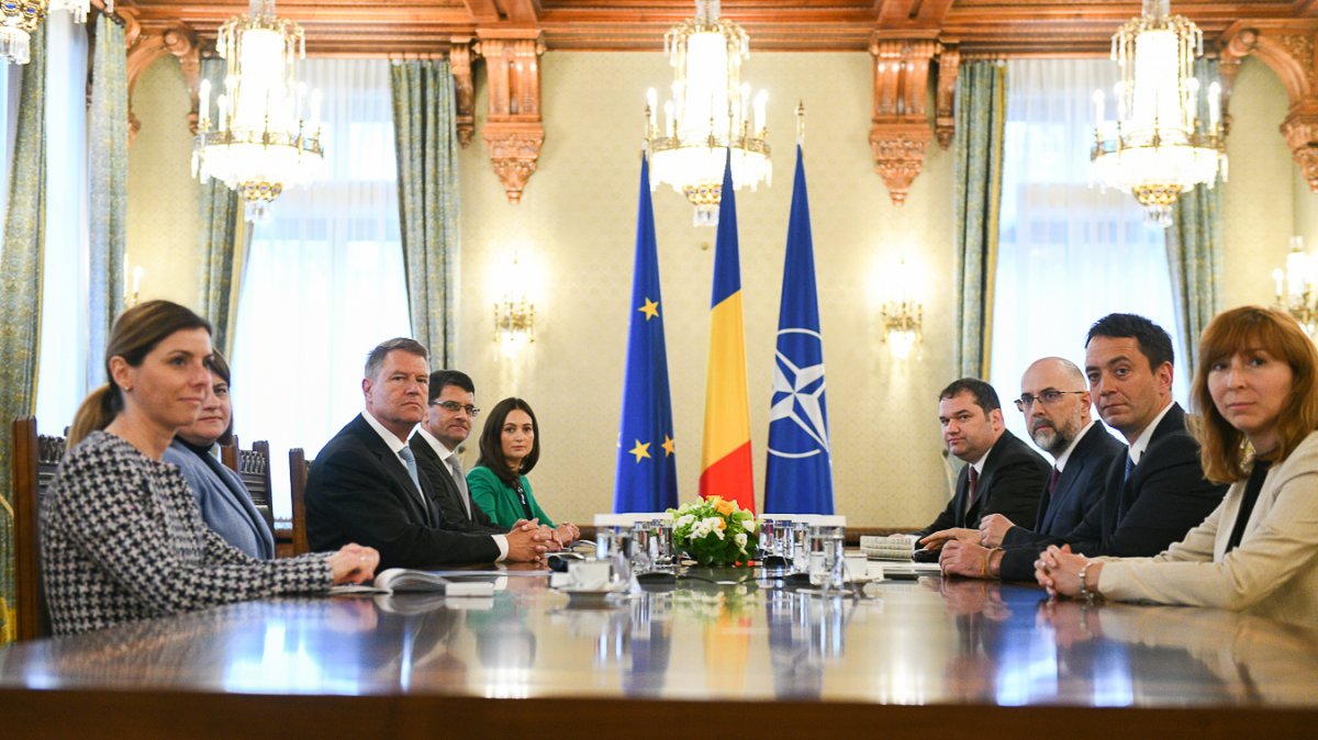 A Kelemen Hunor vezette RMDSZ-delegáció a korondi polgármestert sújtó bírságról is beszámolt az államelnöknek •  Fotó: Presidency.ro