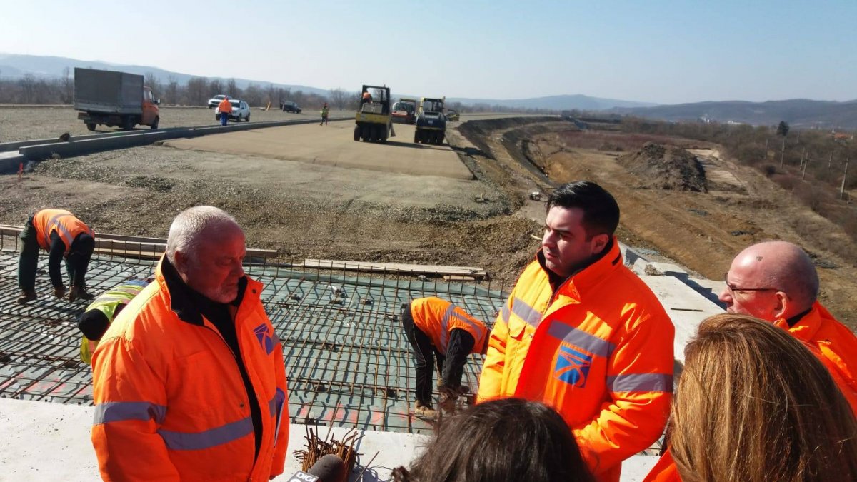 Răzvan Cuc terepszemlén •  Fotó: Közlekedési Minisztérium