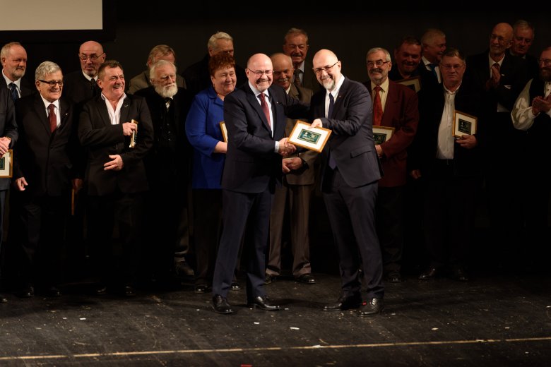 Markó Béla és Kelemen Hunor az RMDSZ 30. évfordulóján. Az „elcsángált” magyarok nincsenek itt •  Fotó: MTI/Kiss Gábor