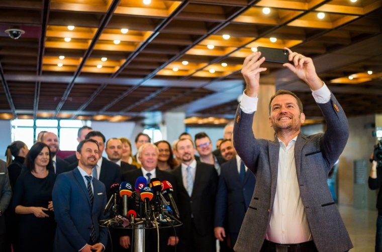 Szlovák bocsánatkérés: az elemző szerint a magyar pártokból kiábrándult választóknak üzen Matovič