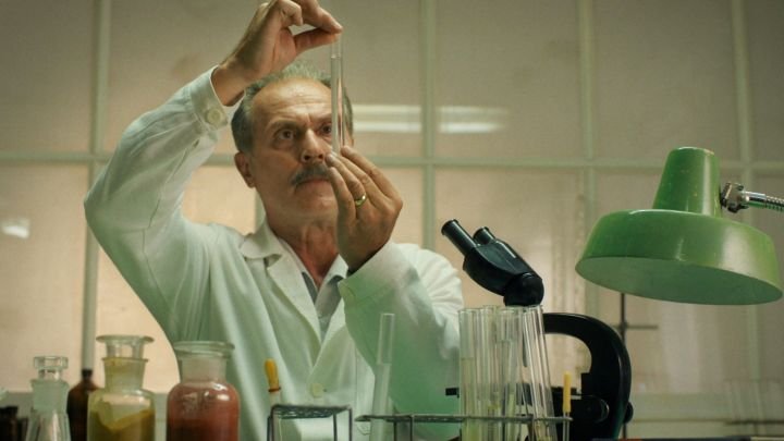 Béres József szerepét Gáspár Tibor Jászai Mari-díjas színész alakítja • Fotó: Facebook/A feltaláló