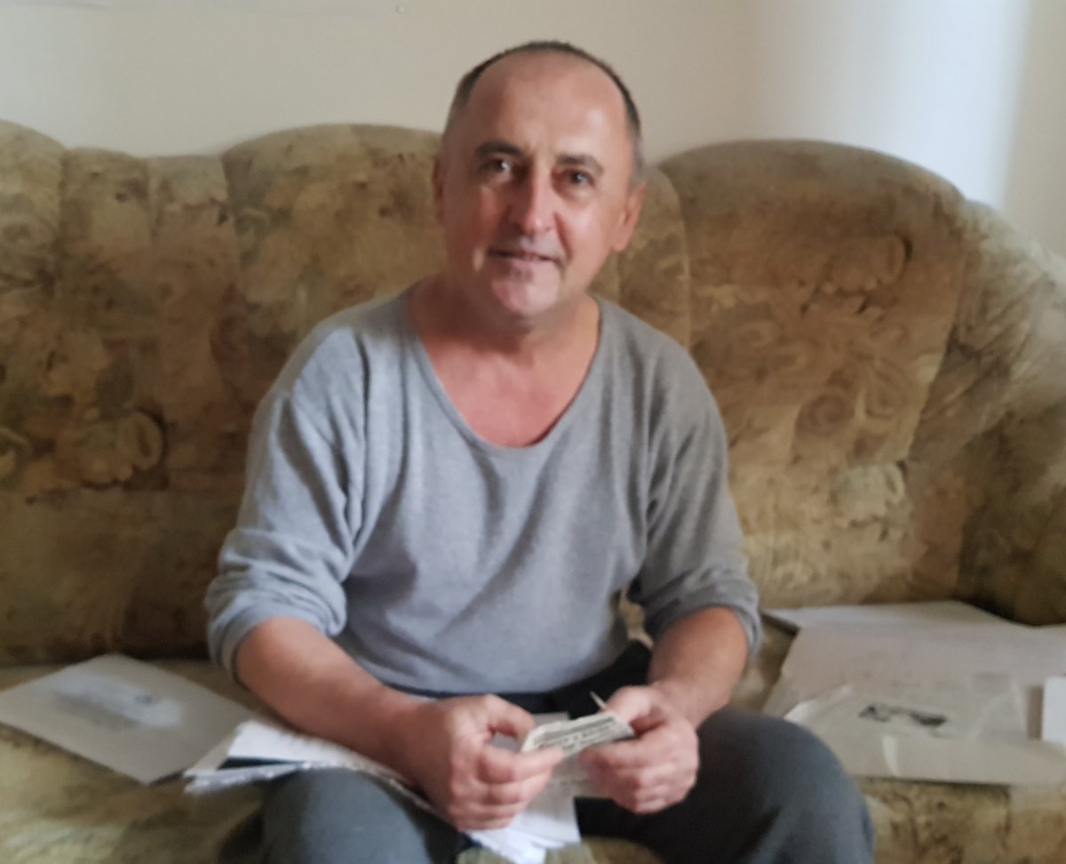 Isza Attila papírjai között &bullet;  Fotó: Makkay József