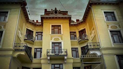 &bullet;  Fotó: Oradea.travel