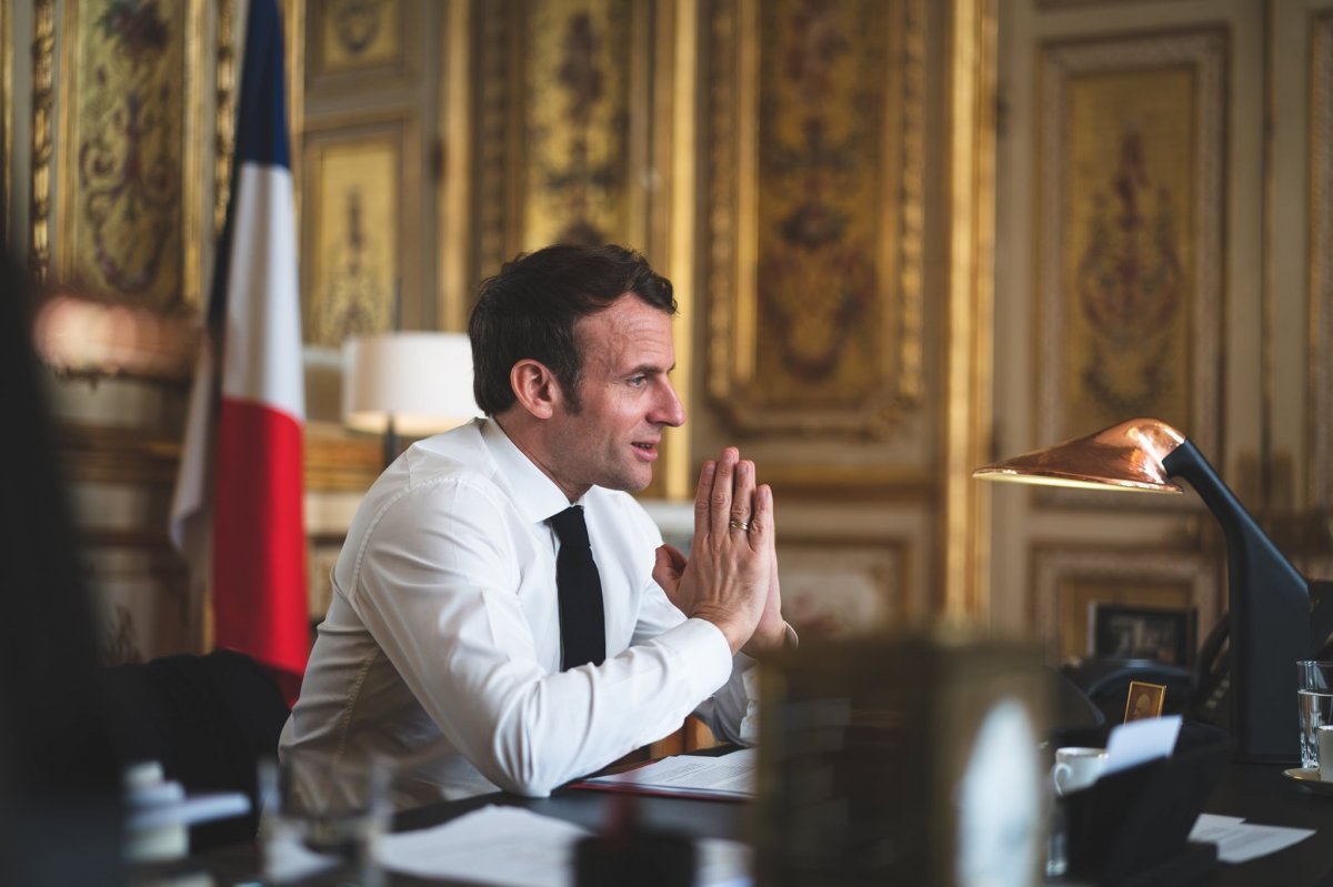 •  Fotó: Emmanuel Macron/Facebook