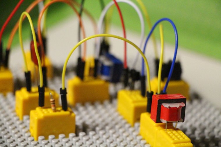 Befogadás: megérkezett Kolozsvárra a Botoșani-ból fertőzés miatt elűzött 34 Srí Lanka-i vendégmunkás