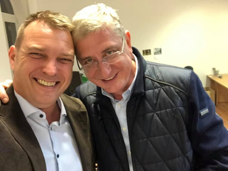 Gyurcsány pártja sajnálja a külhoni magyaroknak juttatott kormányzati támogatást