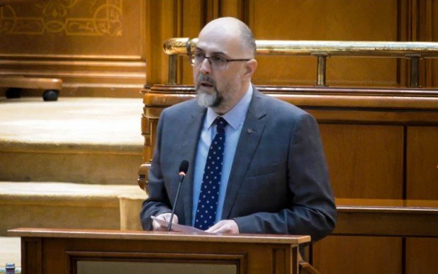 Kelemen Hunor etnikai gyűlöletszítással vádolta a román államfőt, leszavazták az RMDSZ tervezetét
