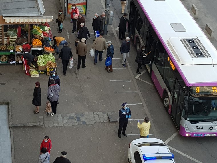 Kötelező maszk és távolságtartás, turisták előtt zárt szállodák – hatósági ajánlások szükségállapot utánra
