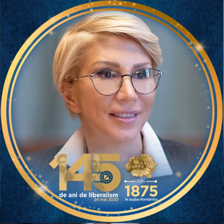 Nagy-Románia térképével látta el portréját Raluca Turcan, majd törölte a képet