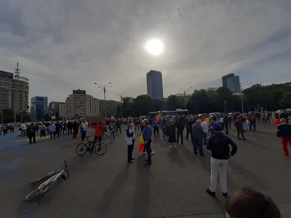 •  Fotó: George Simion/Facebook
