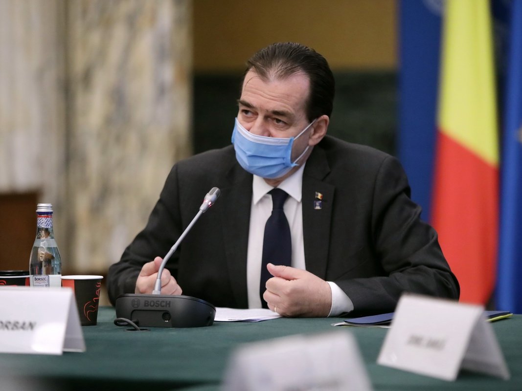 Ludovic Orban: „az vesse rám az első követ, aki bűntelen” •  Fotó: Gov.ro