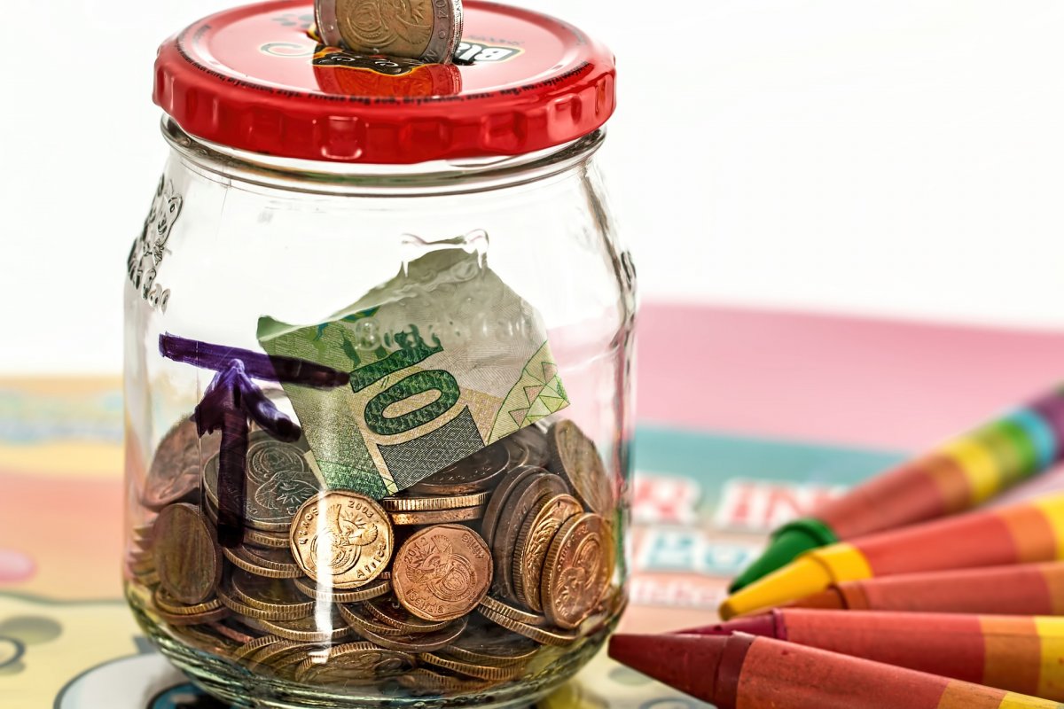Ki otthon, ki bankszámlán. Egyre több romániai tesz félre rendszeresen pénzt •  Fotó: Pixabay