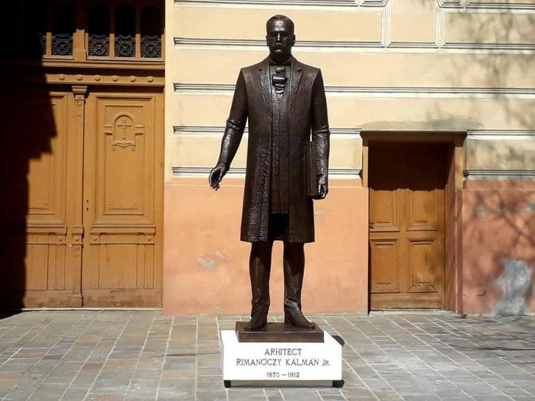 Magyar felirat is kerül a román mellé, ígérik •  Fotó: Bihari Margit/Denagy.hu