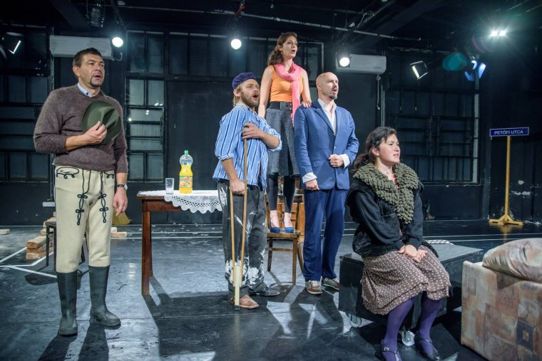 Szigligetis műsorkavalkád a nagyváradi vár nyári színpadán