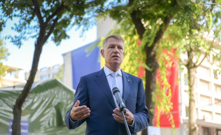 Iohannis megtámadta az alkotmánybíróságon a genderelmélet tanítását tiltó törvénymódosítást