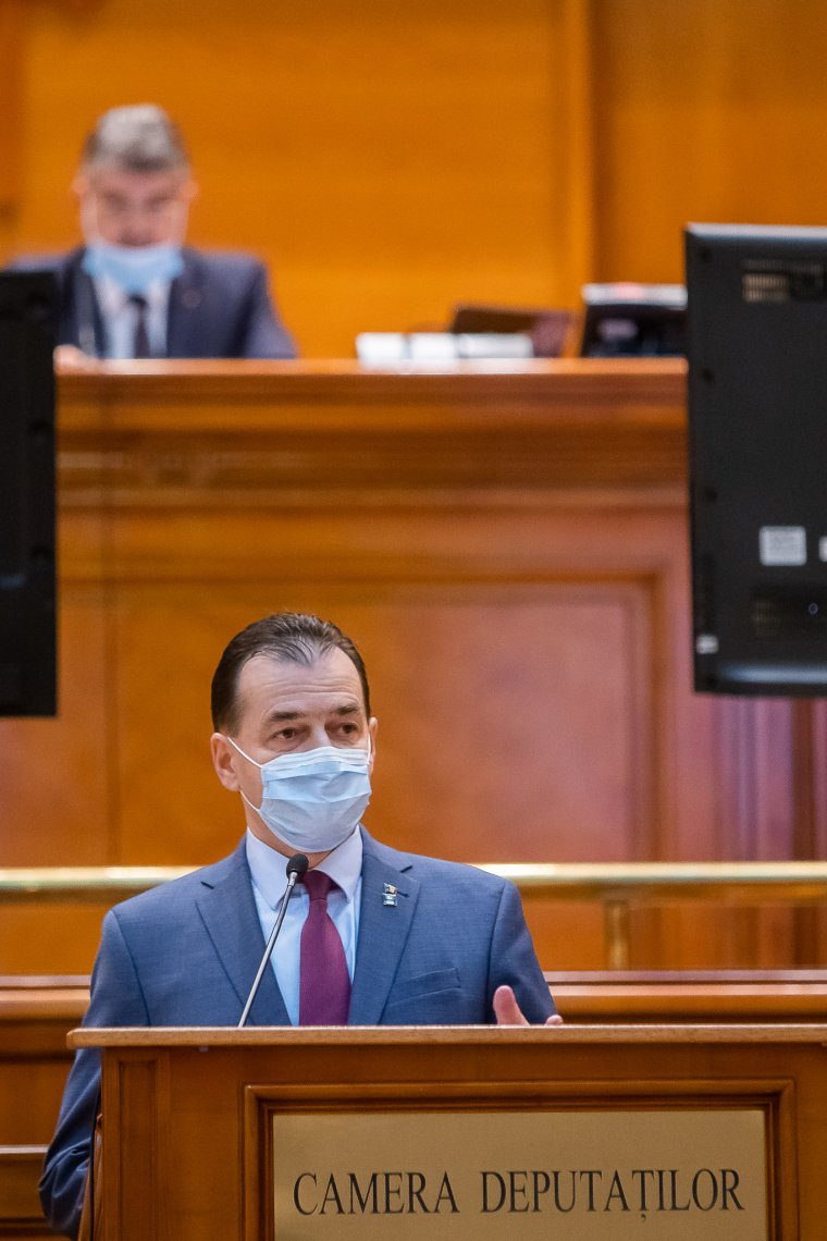 „Tolvaj kiált tolvajt”: Orban cáfolja, hogy köze lenne a korrupt maszkbeszerzéshez