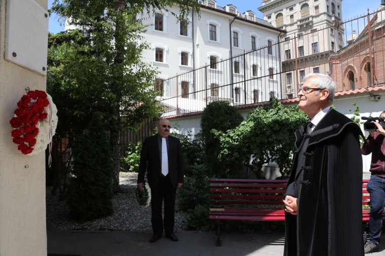 Tőkés szerint lehetséges a megbékélés, ha Románia szakít az állampolitikai rangra emelt magyarellenességgel