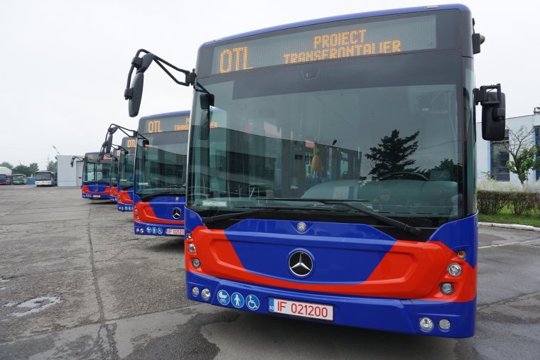 Új „lokálpatrióta” buszok Nagyváradon