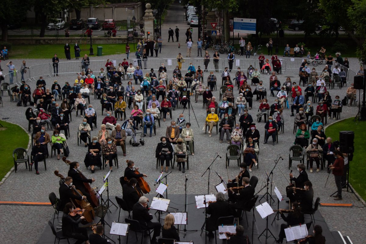 Új szabályok mentén kerülhet sor az idén kulturális eseményekre •  Fotó: Nagyváradi Római Katolikus Egyházmegye