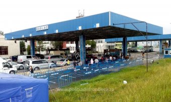 Élénk forgalom: szombaton 260 ezren lépték át az országhatárt