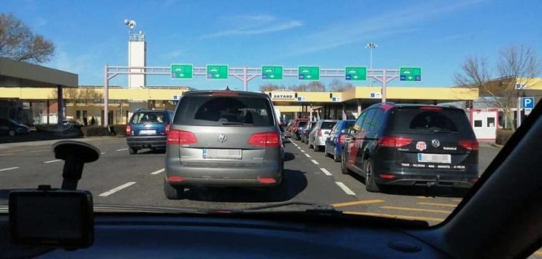 Változás: magyar okmányokkal is át lehet utazni Magyarországon