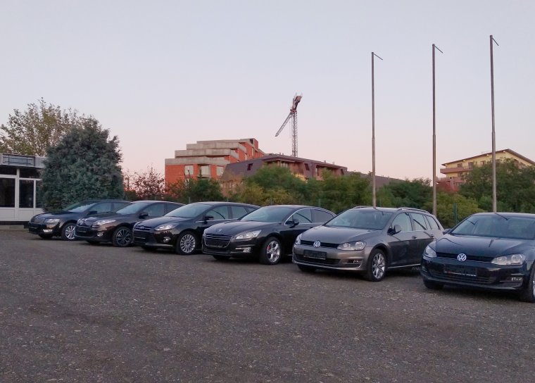 Nőttek az autóeladások tavalyhoz mérten, a többség továbbra is használt kocsit vásárol