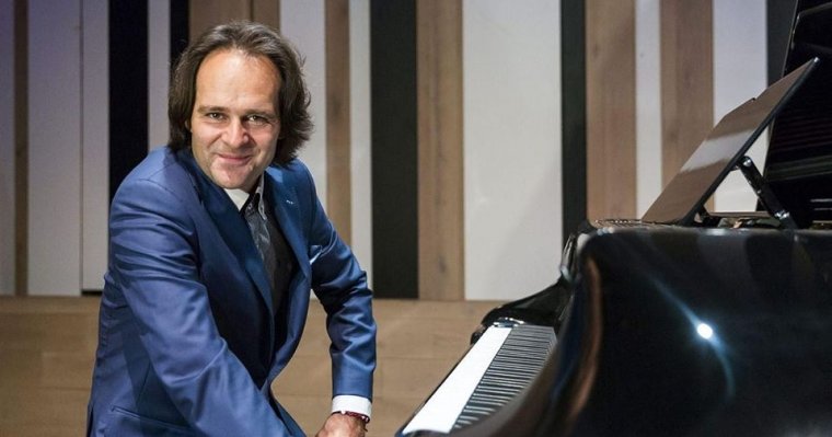 Rövid, de tartalmas: a Kaláka és Bogányi Gergely is fellép a Kolozsvári Magyar Napokon