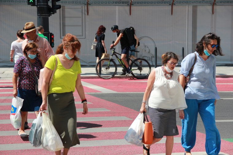 Több a napi gyógyult, mint a fertőzött, csökkent az aktív esetek száma Romániában