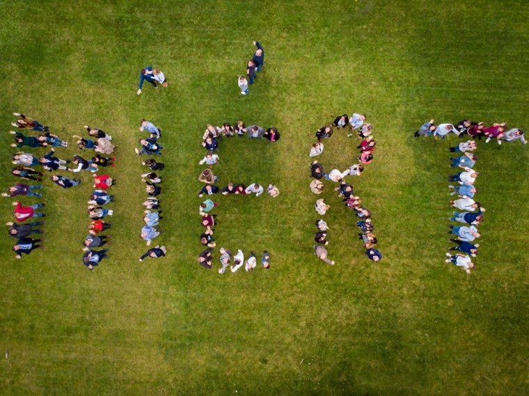Több mint 900 fiatal jelöltet ad a Miért az RMDSZ választási listáira