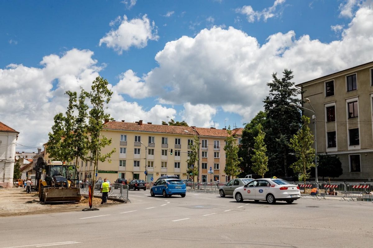 &bullet;  Fotó: Facebook/Emil Boc