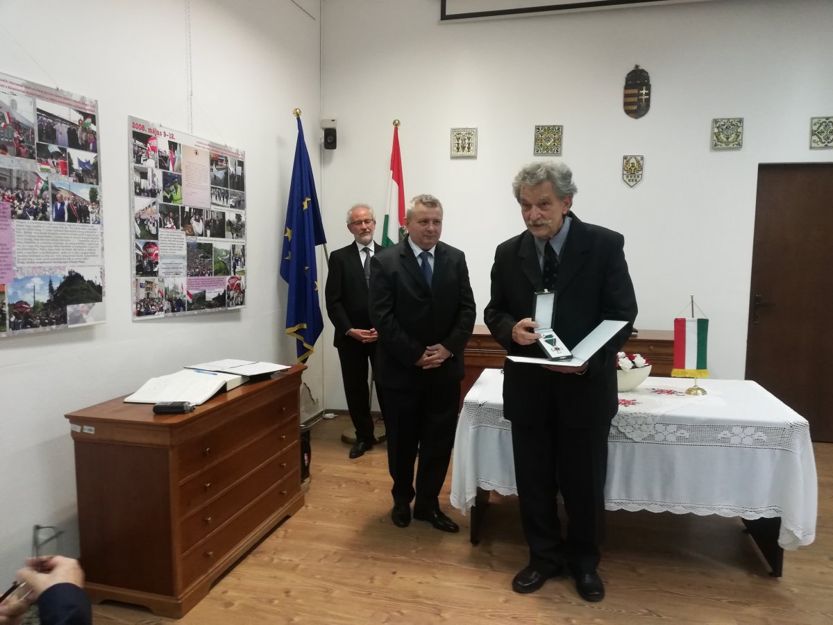 Szabó Zsolt úgy érzi, a kitüntetés egyfajta társadalmi elismerése is az elvégzett munkának &bullet;  Fotó: Bede Laura