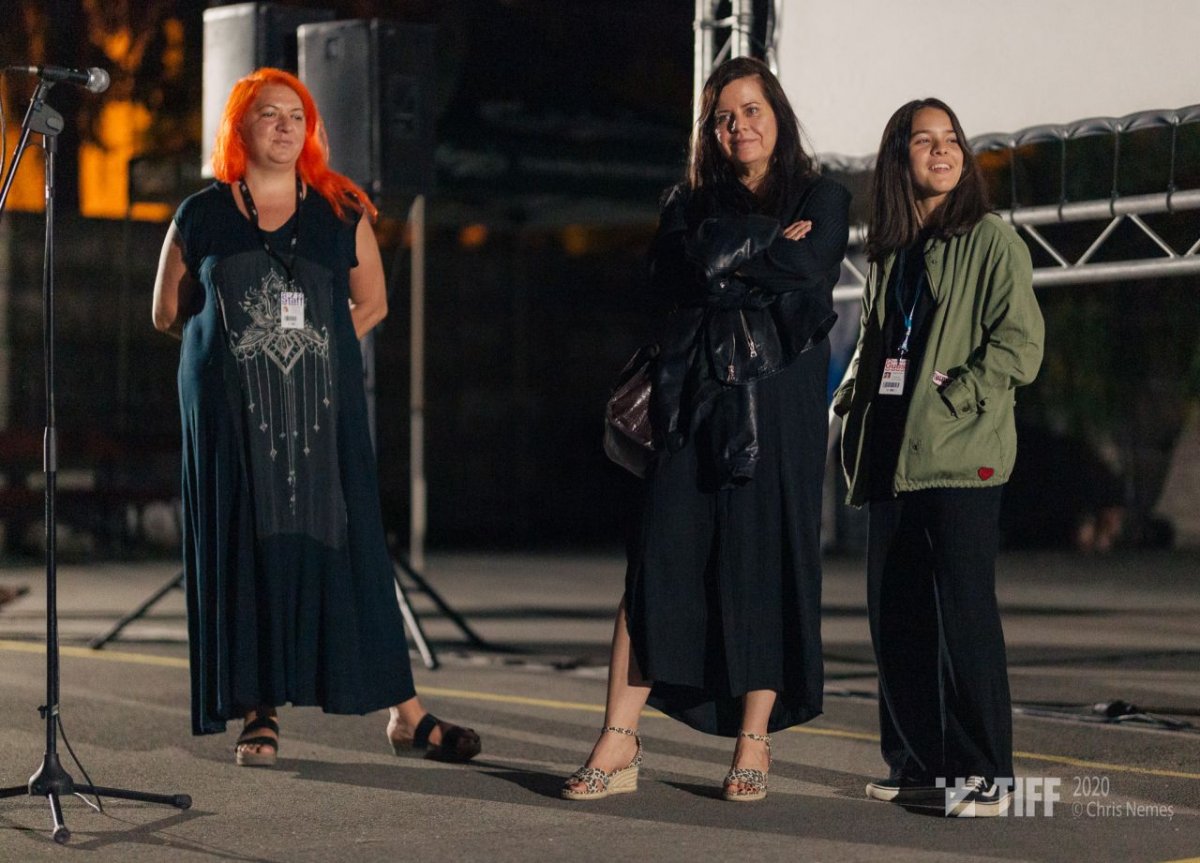 Oana Giurgiu koproducer, Kocsis Ágnes rendező és Maja Roberti színész a vetítés utáni beszélgetésen •  Fotó: Tiff.ro