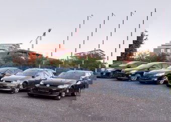 Érezhető a megszorítások eredménye: kevesebb új autót helyeztek forgalomba, mint egy évvel korábban