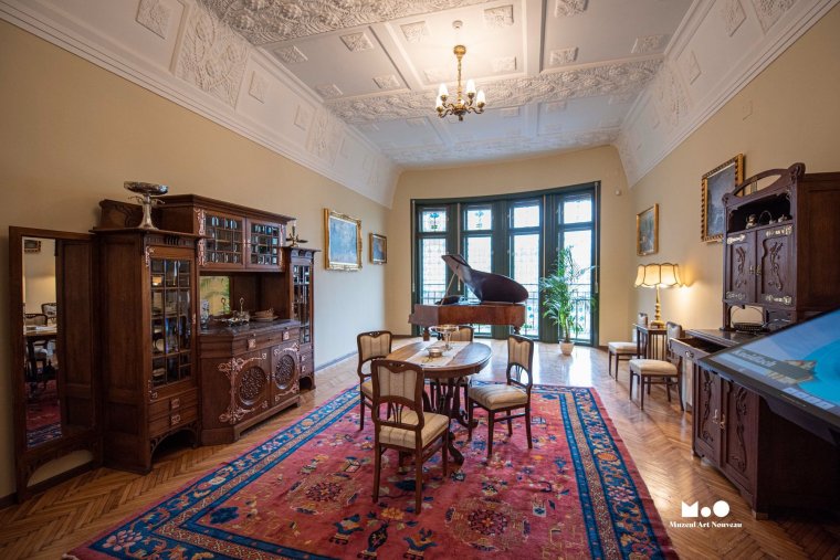 Időutazás a nagyváradi polgárság bensőséges világába a restaurált szecessziós múzeumban