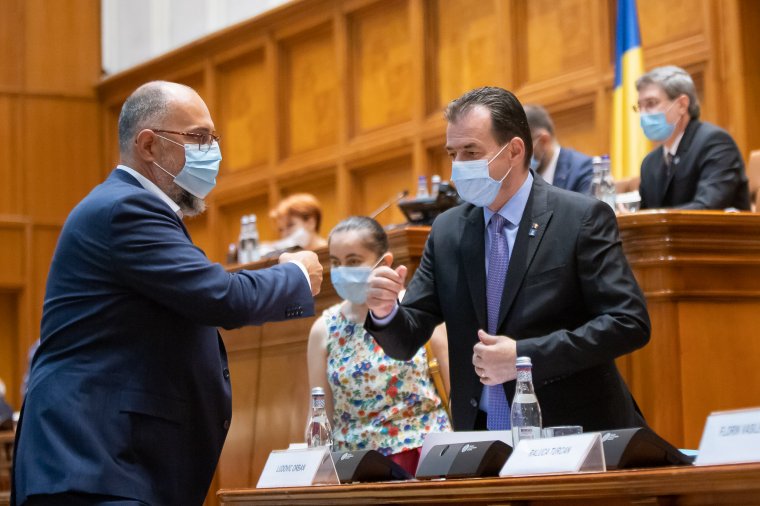 Súlyos ára lehet a PNL-RMDSZ-összeborulásnak