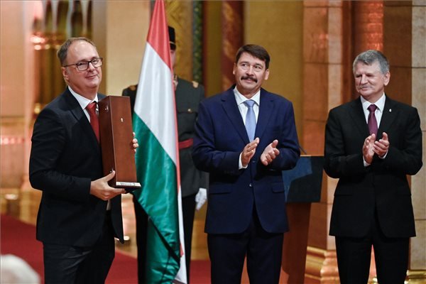 •  Fotó: MTI/Koszticsák Szilárd