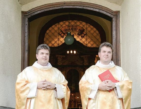Tamás Barna és Tamás Huba lelkipásztorok •  Fotó: Tamás Barna és Tamás Huba személyes archívuma